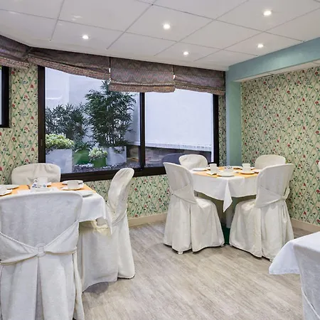 Fertel Etoile 3* Parigi